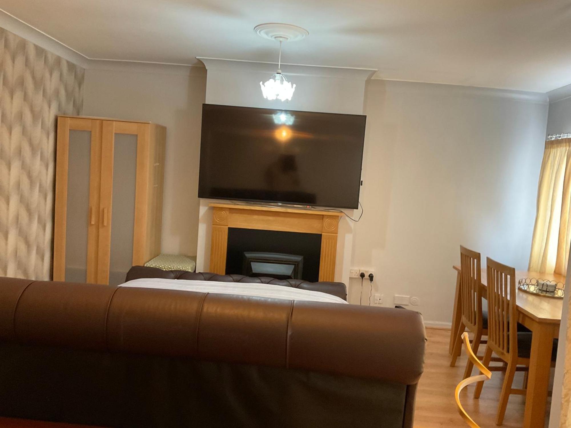 Birmingham City Centre Lovely Family Gateway Ngoại thất bức ảnh